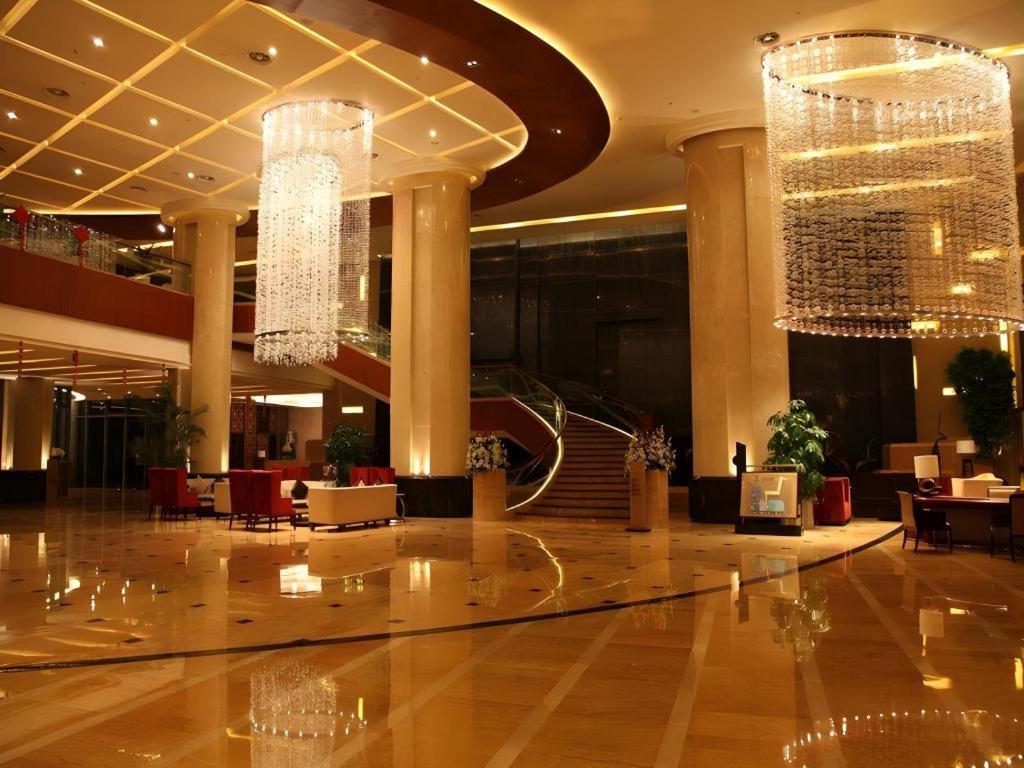 Sichuan Tennis International Hotel Main Building Chengdu Exterior photo